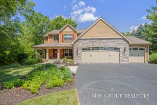 5254 Canyon River Drive Ne, Cannon Twp, MI 49301