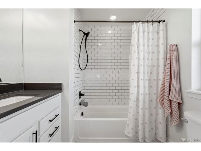7875 W 43rd Cir, Wheat Ridge, CO 80033