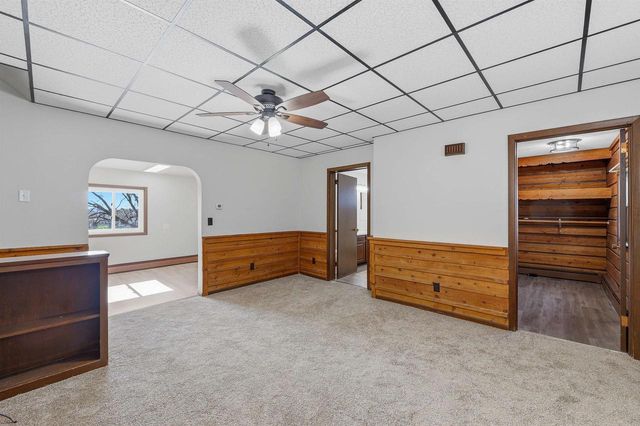 370 N Main Street, Juneau, WI 53039