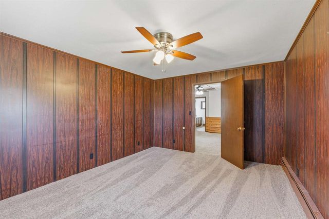 370 N Main Street, Juneau, WI 53039