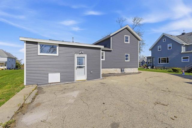 370 N Main Street, Juneau, WI 53039