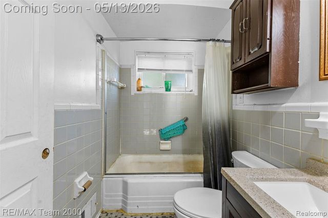 7919 Harding Street, Taylor, MI 48180