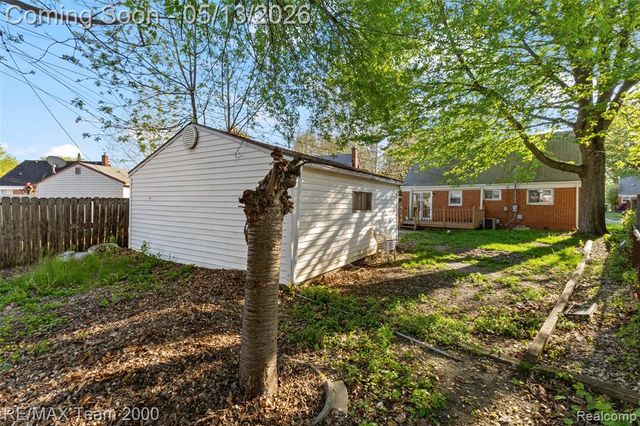 7919 Harding Street, Taylor, MI 48180