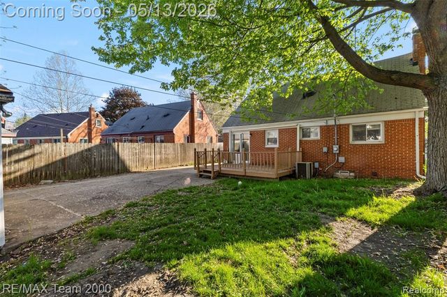 7919 Harding Street, Taylor, MI 48180