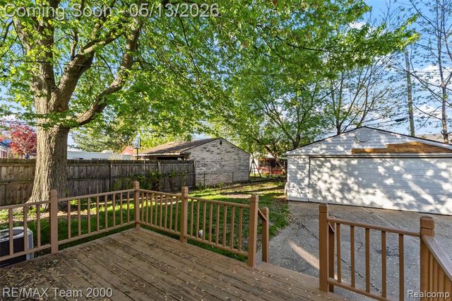 7919 Harding Street, Taylor, MI 48180