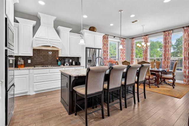 2705 Sky Ridge Road, Arlington, TX 76001