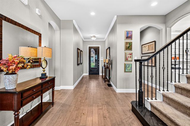 2705 Sky Ridge Road, Arlington, TX 76001