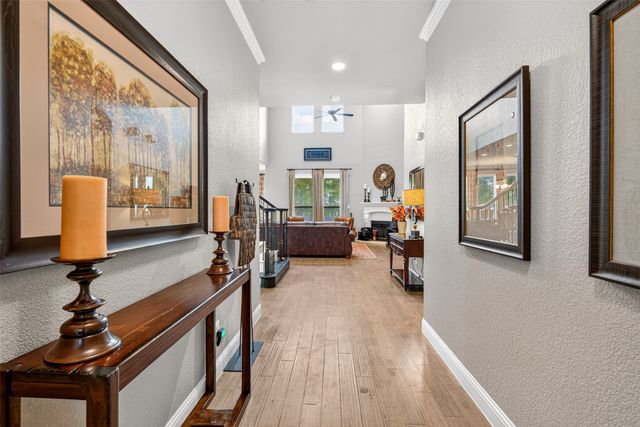 2705 Sky Ridge Road, Arlington, TX 76001