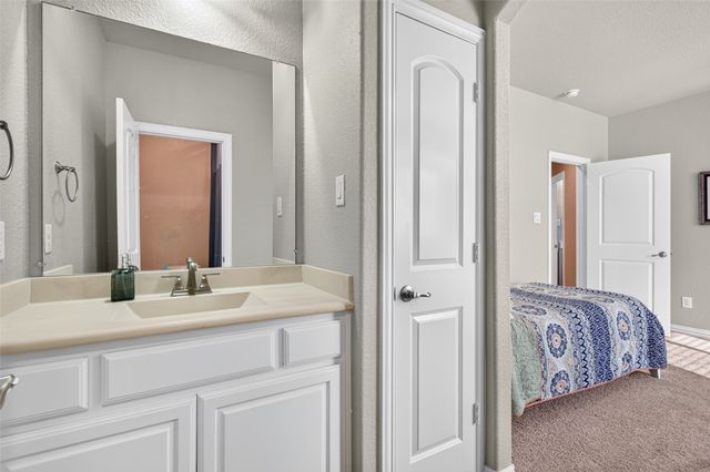 2705 Sky Ridge Road, Arlington, TX 76001