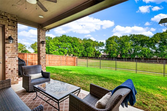 2705 Sky Ridge Road, Arlington, TX 76001