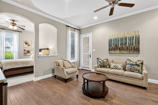 2705 Sky Ridge Road, Arlington, TX 76001