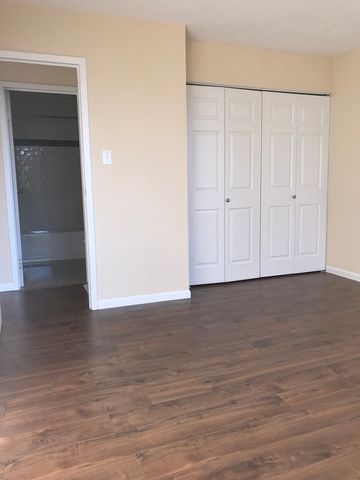 5817 N KENMORE Avenue 306, Chicago, IL 60660