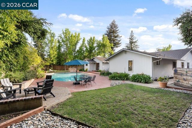 3104 Kirby Ln, Walnut Creek, CA 94598