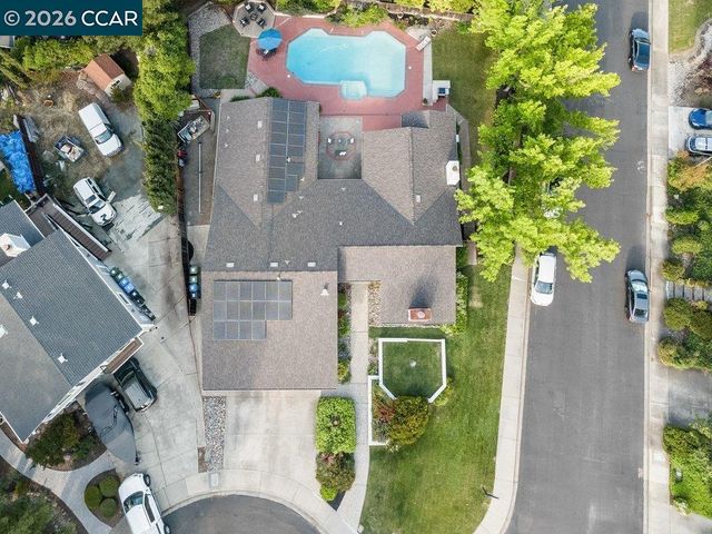 3104 Kirby Ln, Walnut Creek, CA 94598