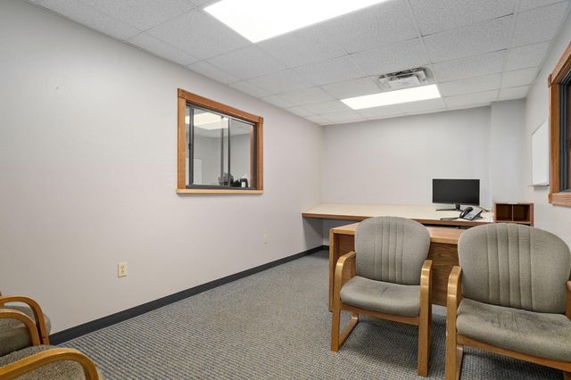 1637 W College Street, Springfield, MO 65806