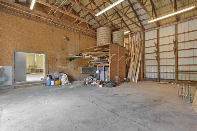 1637 W College Street, Springfield, MO 65806