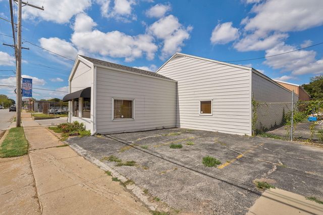 1637 W College Street, Springfield, MO 65806