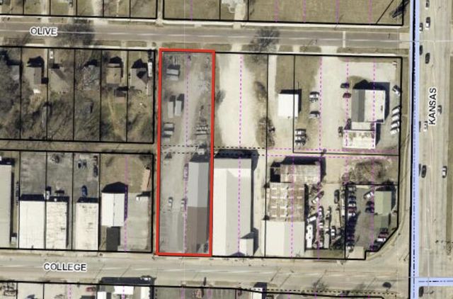 1637 W College Street, Springfield, MO 65806