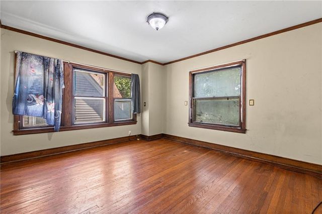 524 Cypress Avenue, Kansas City, MO 64124