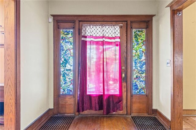 524 Cypress Avenue, Kansas City, MO 64124