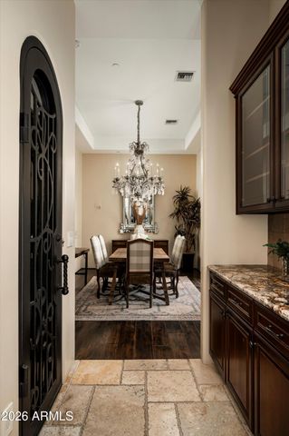 5807 E ORANGE BLOSSOM Lane, Phoenix, AZ 85018