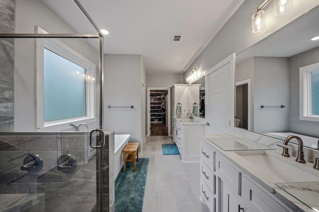 5112 Castaway Bay Dr, Benton, AR 72019