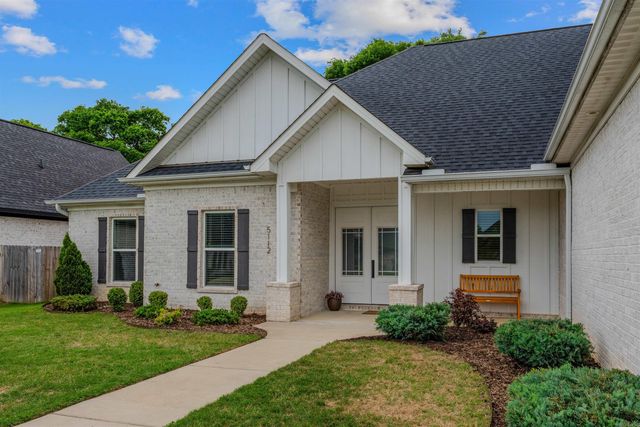 5112 Castaway Bay Dr, Benton, AR 72019