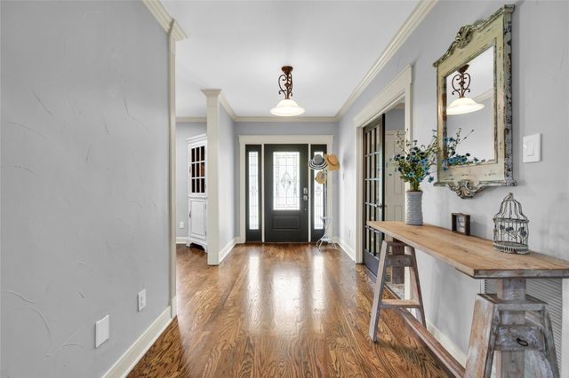 52 Dewberry Court, Lake Jackson, TX 77566