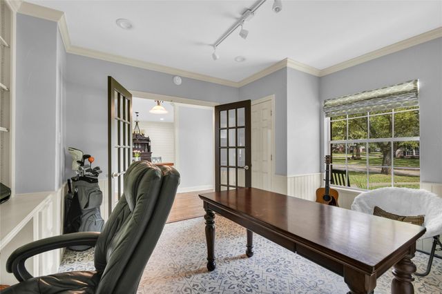 52 Dewberry Court, Lake Jackson, TX 77566