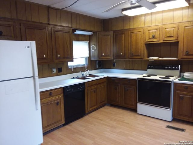 8454 BRAEWICK, San Antonio, TX 78239