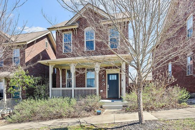 1852 N Meridian Drive, Fayetteville, AR 72701