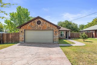 306 E Cotter Avenue, Alvarado, TX 76009
