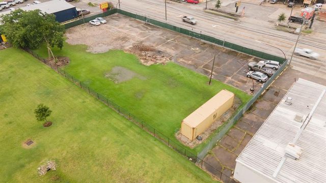 1811 Shaver Street, Pasadena, TX 77502