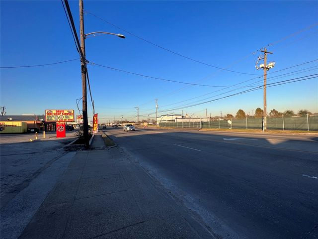 1811 Shaver Street, Pasadena, TX 77502