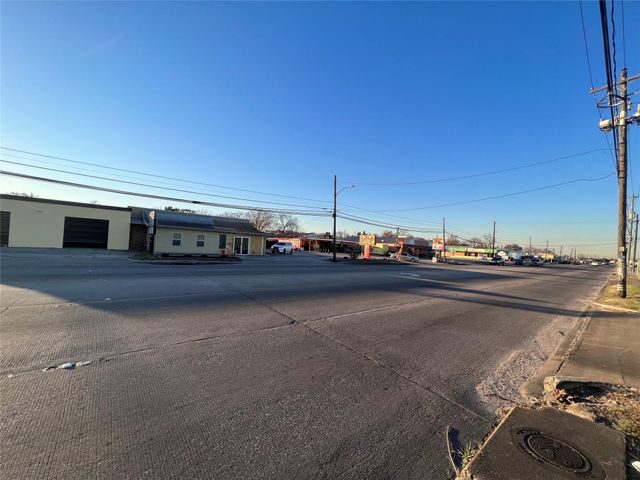 1811 Shaver Street, Pasadena, TX 77502