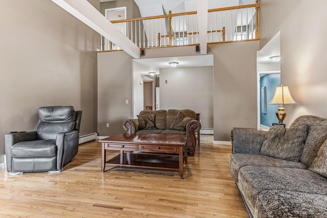 34 Village Corner Road, Wolfeboro, NH 03894
