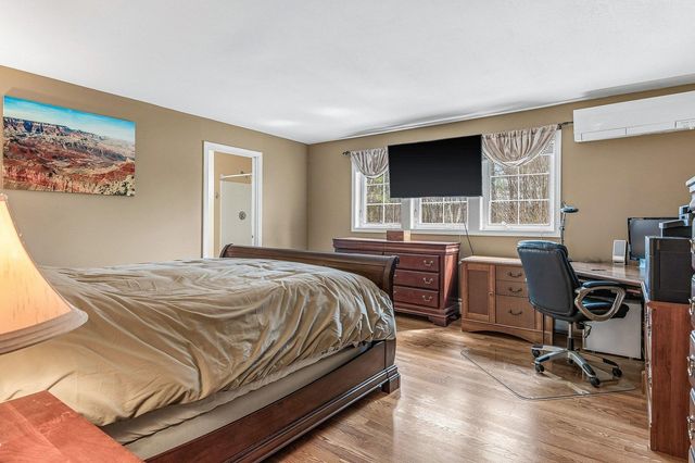 34 Village Corner Road, Wolfeboro, NH 03894