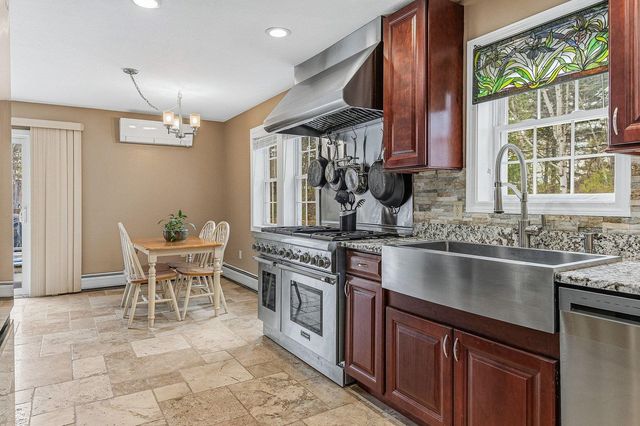 34 Village Corner Road, Wolfeboro, NH 03894