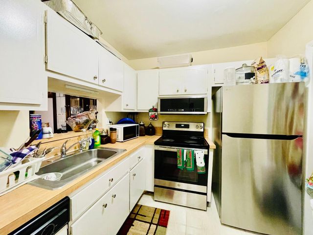 5051 W Oakland Park Boulevard W Unit E212, Lauderdale Lakes, FL 33313