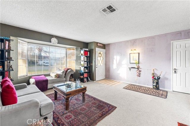 42902 Sachs, Lancaster, CA 93536