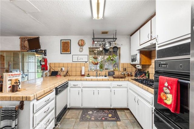 42902 Sachs, Lancaster, CA 93536