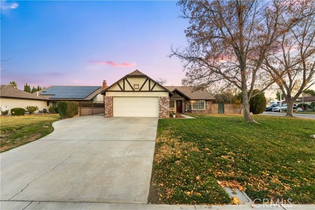 42902 Sachs, Lancaster, CA 93536