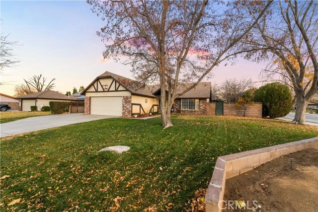 42902 Sachs, Lancaster, CA 93536