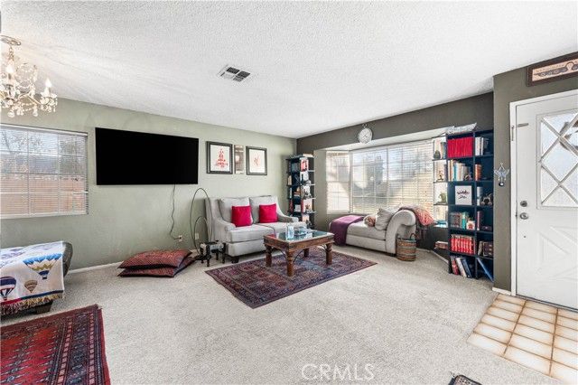 42902 Sachs, Lancaster, CA 93536