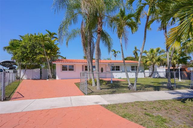 10521 SW 41st Terrace, Miami, FL 33165