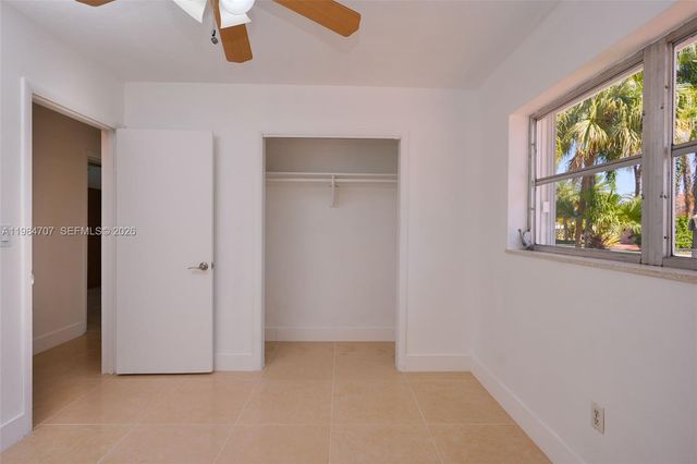 10521 SW 41st Terrace, Miami, FL 33165