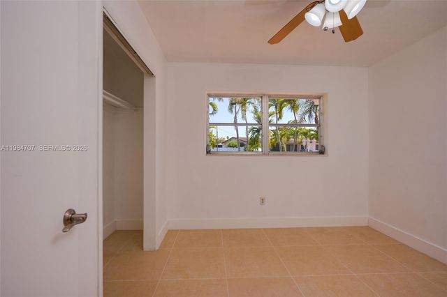 10521 SW 41st Terrace, Miami, FL 33165
