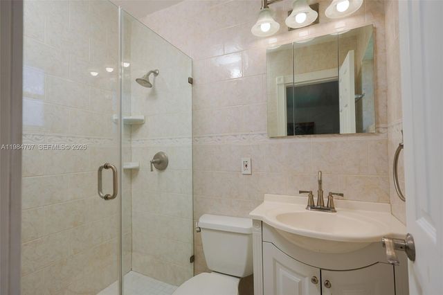 10521 SW 41st Terrace, Miami, FL 33165