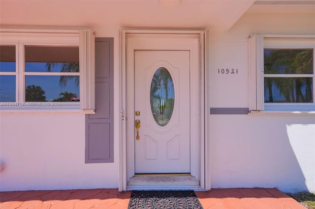 10521 SW 41st Terrace, Miami, FL 33165