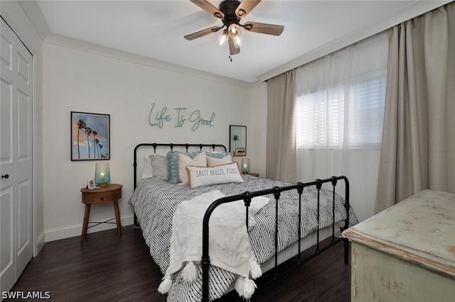 154 Cypress WAY E 1102, Naples, FL 34110